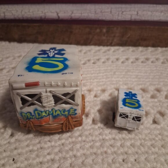 PIXAR DISNEY CARS DR. DAMAGE AND MINI DR. D - Picture 2 of 4